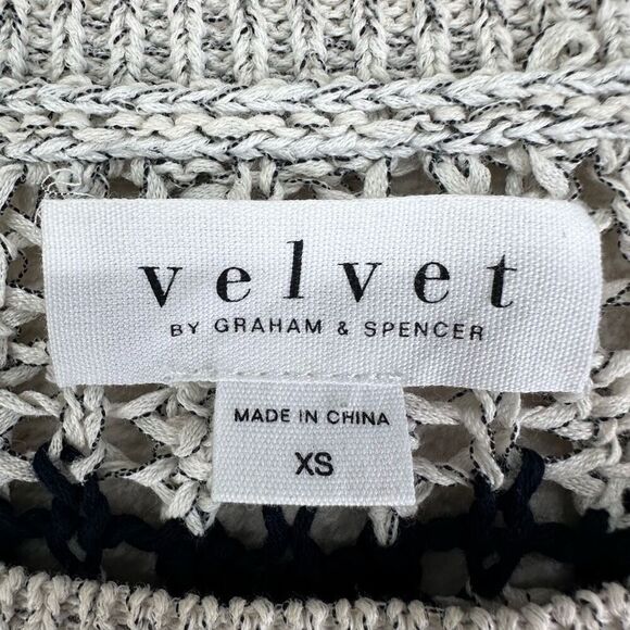 Velvet by Graham & Spencer Sweater Women’s XS-S Gray Black Fringe Boho Open Knit - Picture 3 of 9